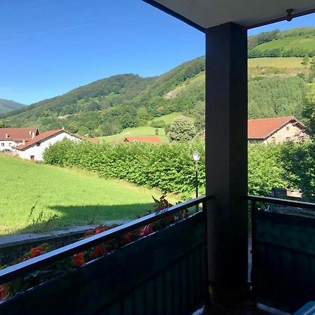 Apartamento Rural Areso - Fraxkuenea Apartment Exterior photo